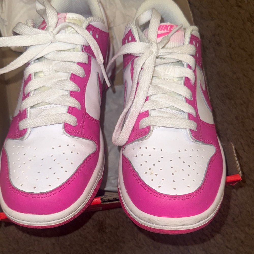 Nike Dunk Low - Picture 3 of 10